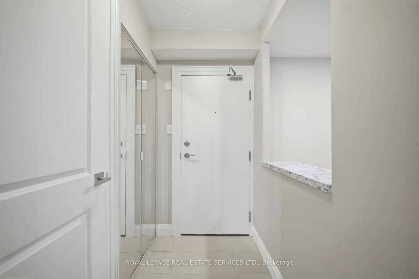 8 Lisa Street • #306 • Brampton, ON photo 5