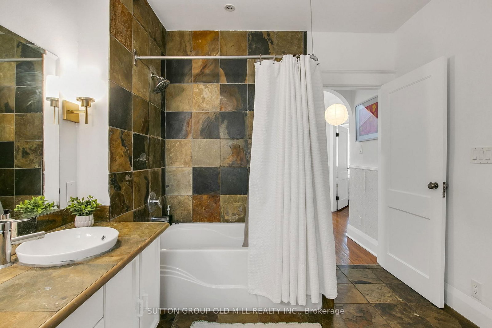 1 Algonquin Avenue • Toronto, ON photo 33