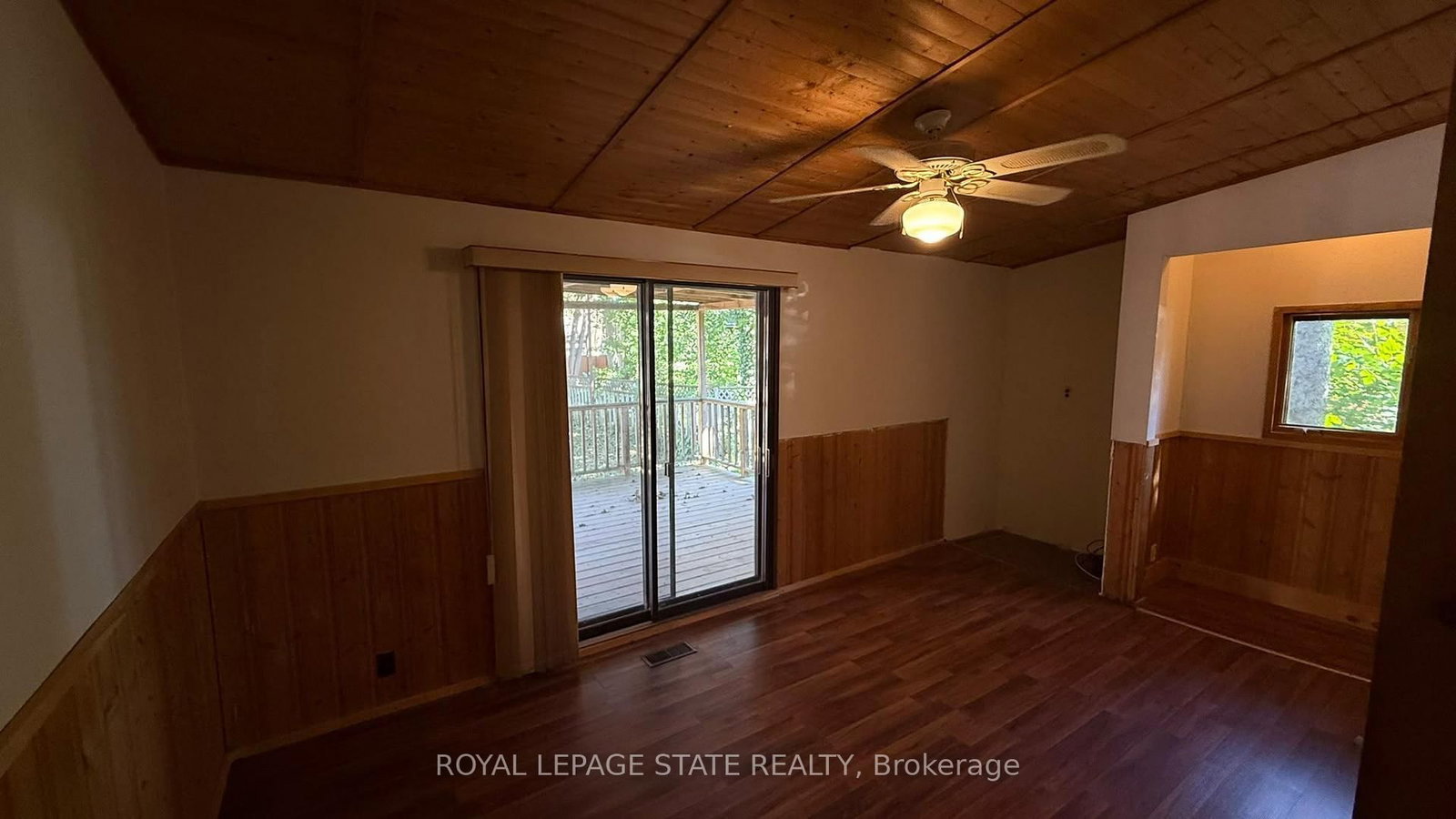 893 Lasalle Park Road, Burlington 4