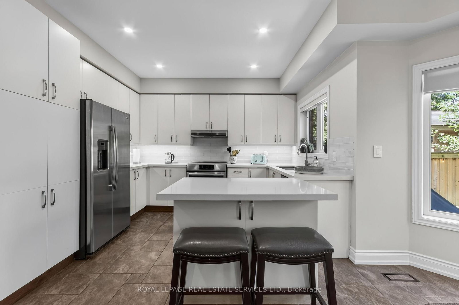 2329 Glenfield Road • Oakville, ON photo 16