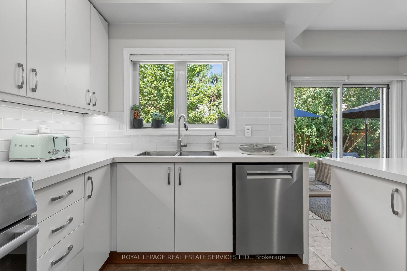 2329 Glenfield Road • Oakville, ON photo 18