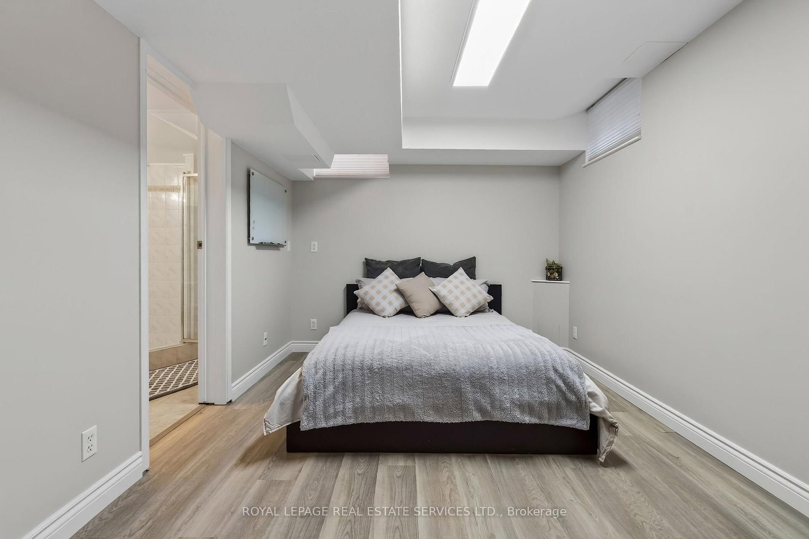 2329 Glenfield Road • Oakville, ON photo 35