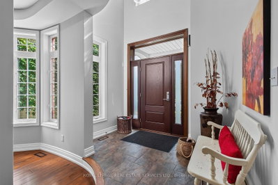 2329 Glenfield Road • Oakville, ON photo 5