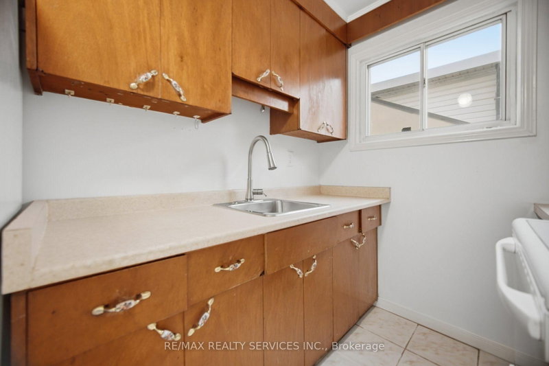 3051 Churchill Mississauga,ON L4T 1R4 — Photo 18