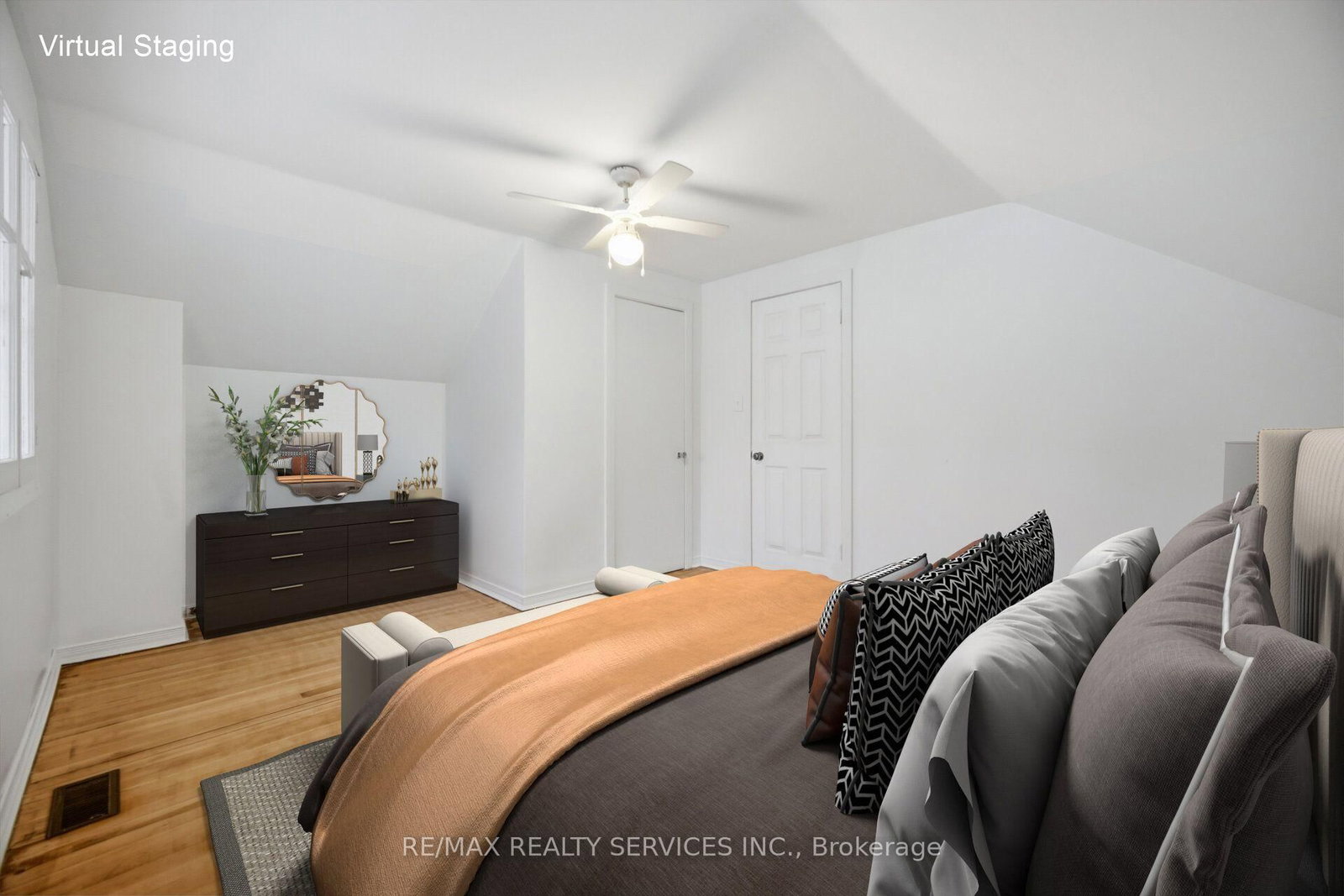 3051 Churchill Avenue • Mississauga, ON photo 34