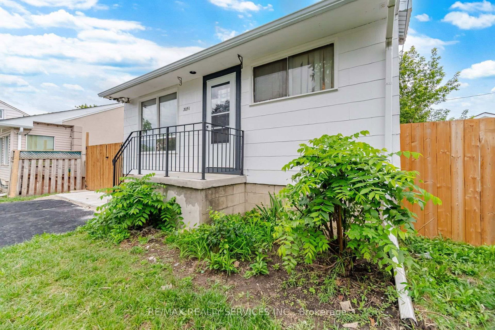 3051 Churchill Avenue • Mississauga, ON photo 4