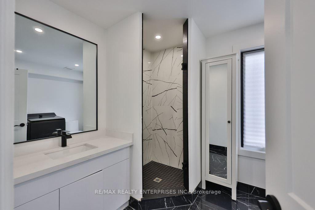 172 Royal York Road • Toronto, ON photo 28