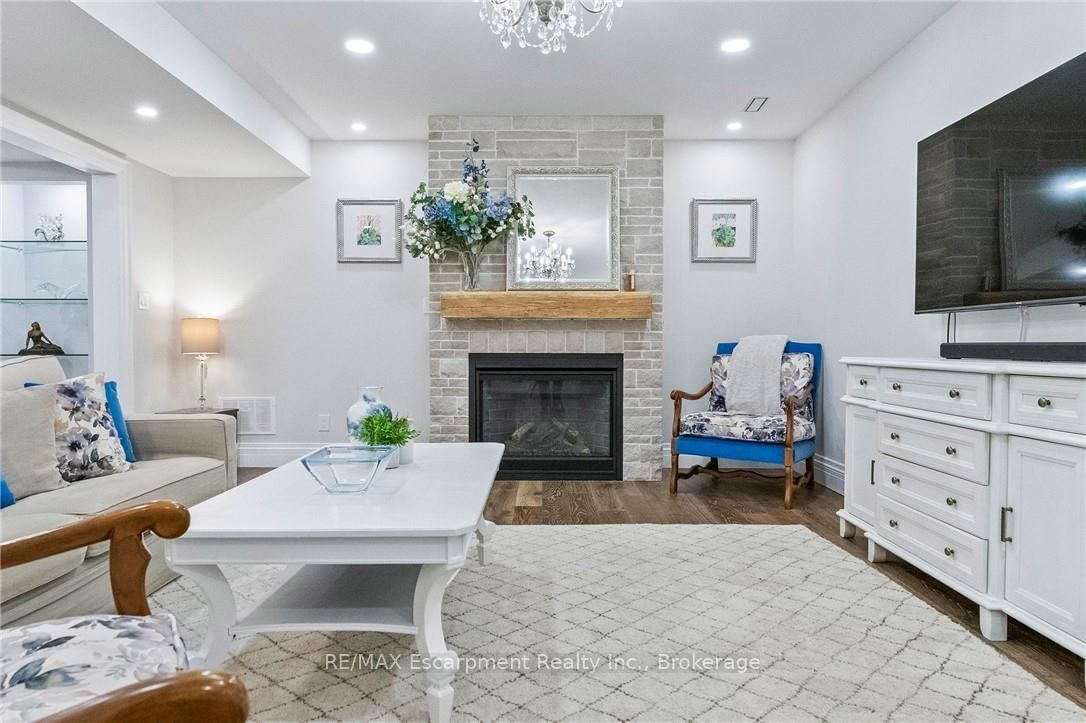 2073 Deramore Drive • Oakville, ON photo 28