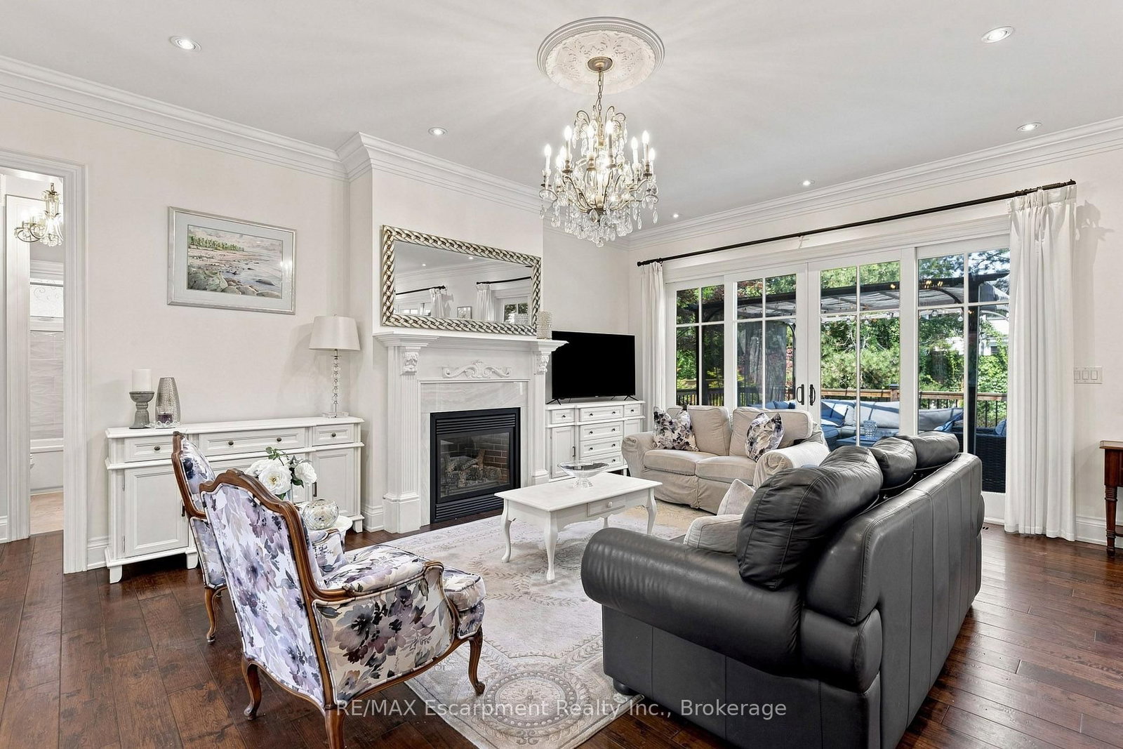2073 Deramore Drive • Oakville, ON photo 9
