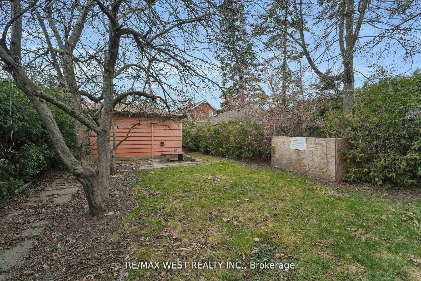 661 Beresford Avenue • Toronto, ON photo 16