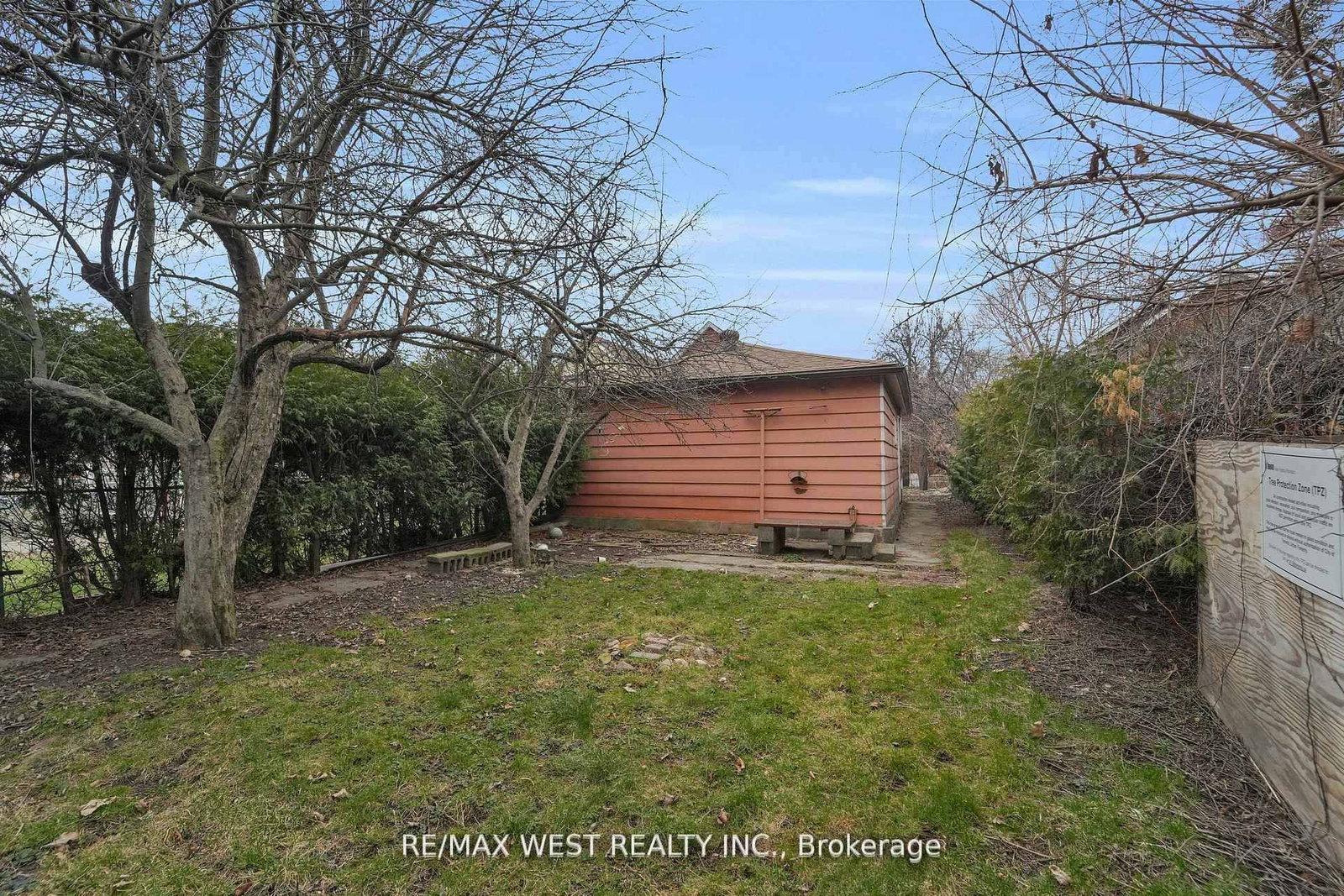 661 Beresford Avenue • Toronto, ON photo 17