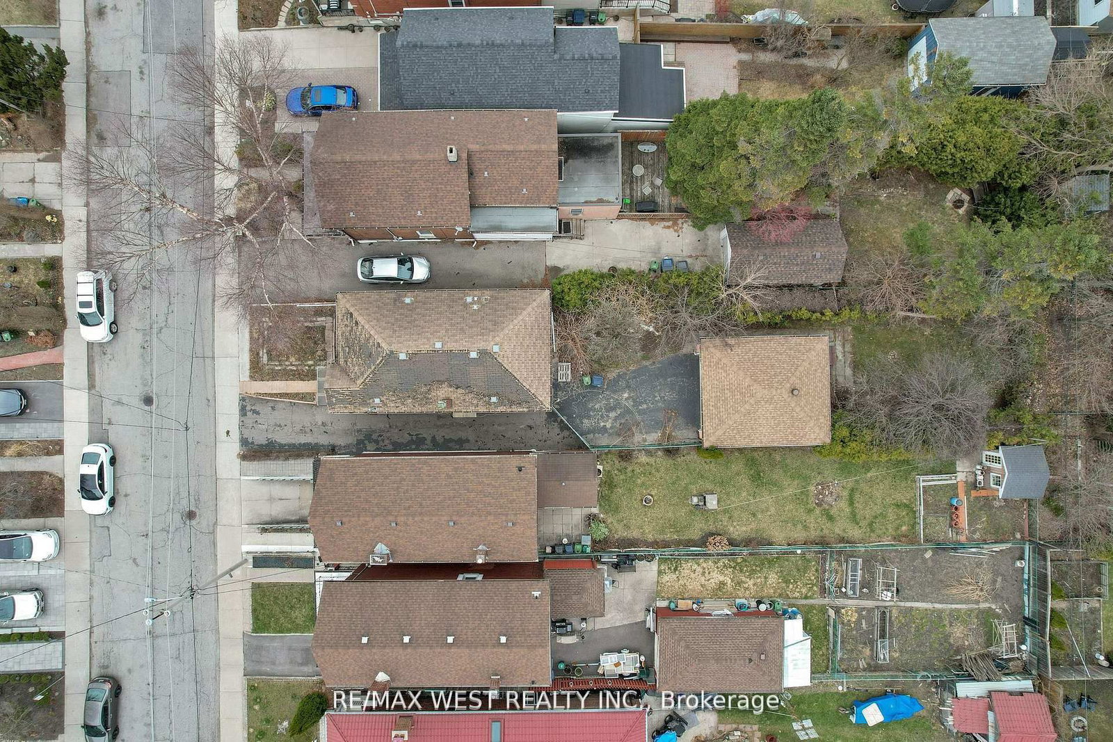 661 Beresford Avenue • Toronto, ON photo 31