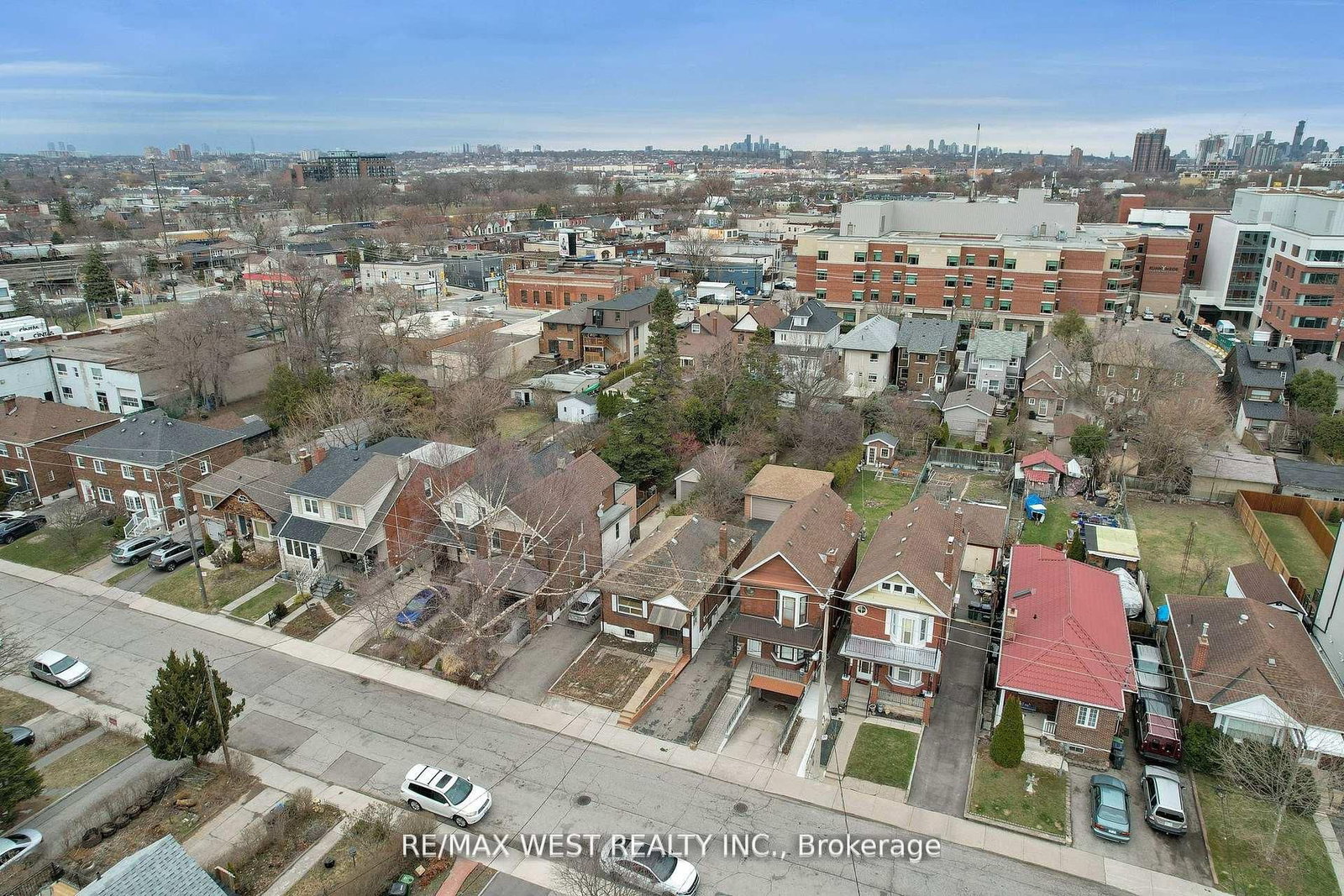 661 Beresford Avenue • Toronto, ON photo 34