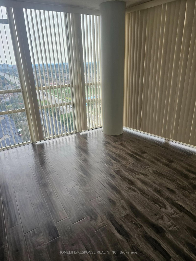 50 Eglinton Mississauga,ON L5R 3P5 — Photo 17