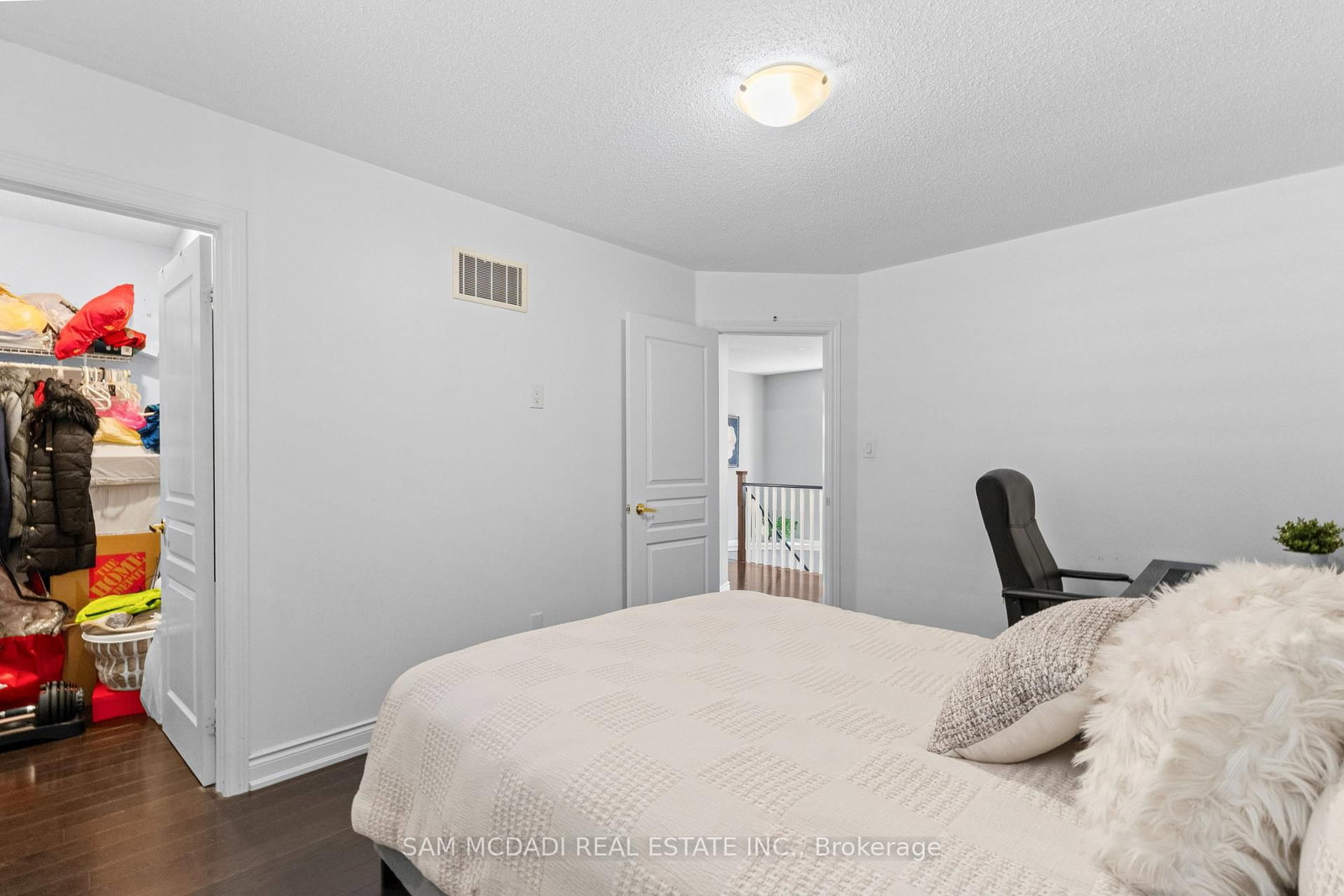195 Holmes Crescent • Milton, ON photo 21