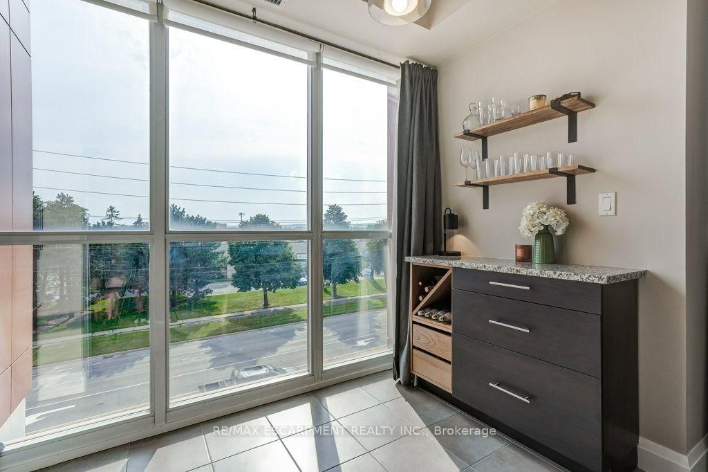 5001 Corporate Drive • #410 • Burlington, ON photo 3