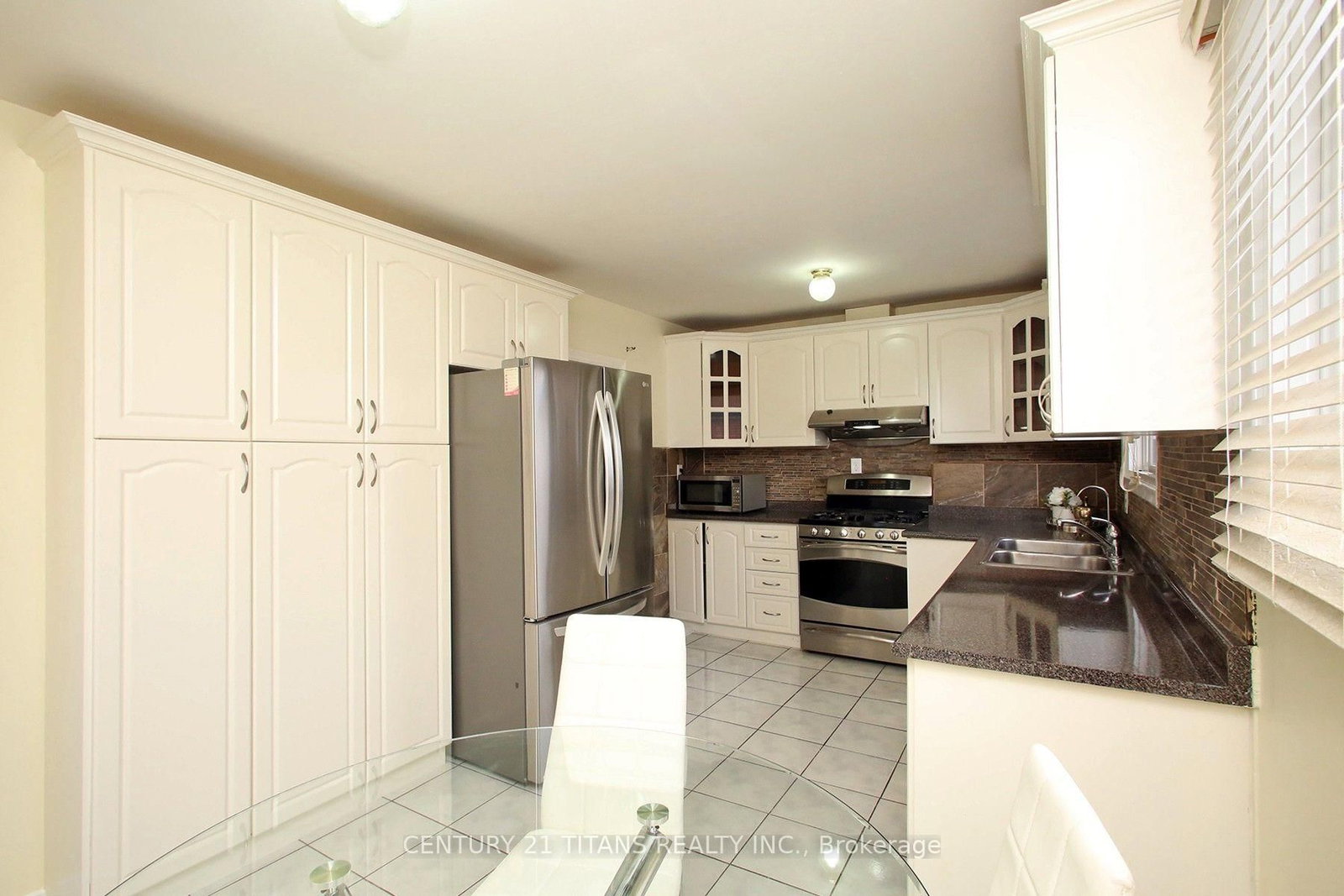 31 Monterrey Drive • Toronto, ON photo 16