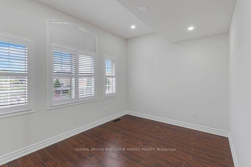 122 Pappain Crescent • Brampton, ON photo 14