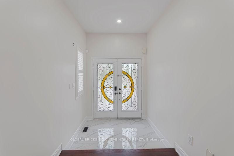 122 Pappain Crescent • Brampton, ON photo 15