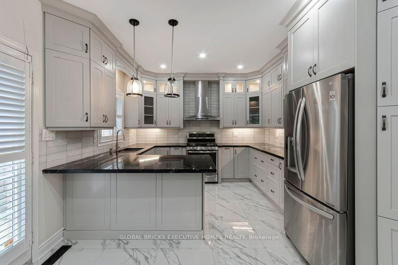 122 Pappain Crescent • Brampton, ON photo 20