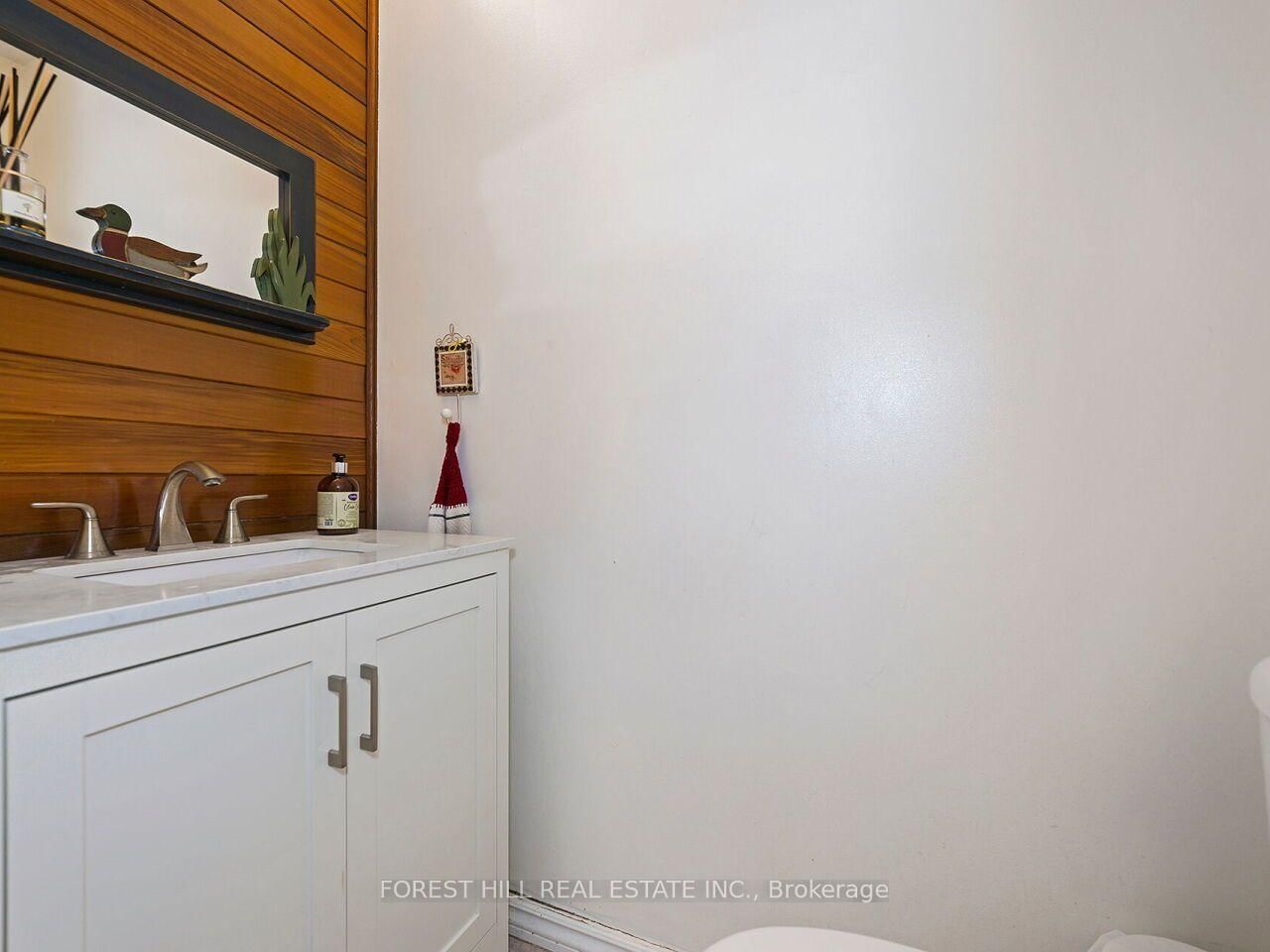6366 Miller's Grove • Mississauga, ON photo 19