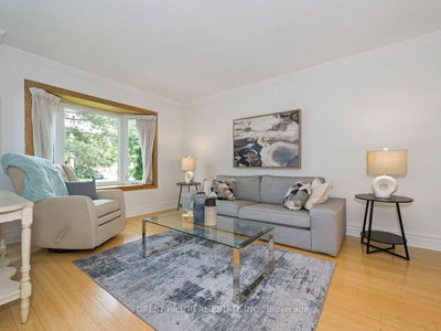 6366 Miller's Grove • Mississauga, ON photo 6