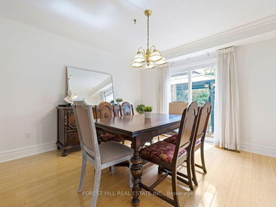 6366 Miller's Grove • Mississauga, ON photo 9