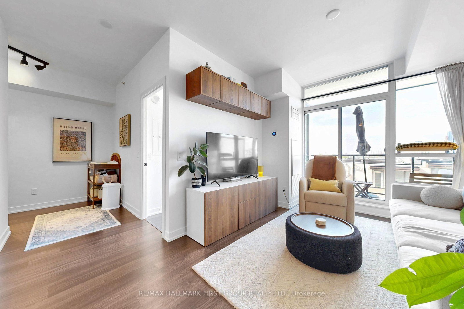 8 Fieldway Road • #505 • Toronto, ON photo 12