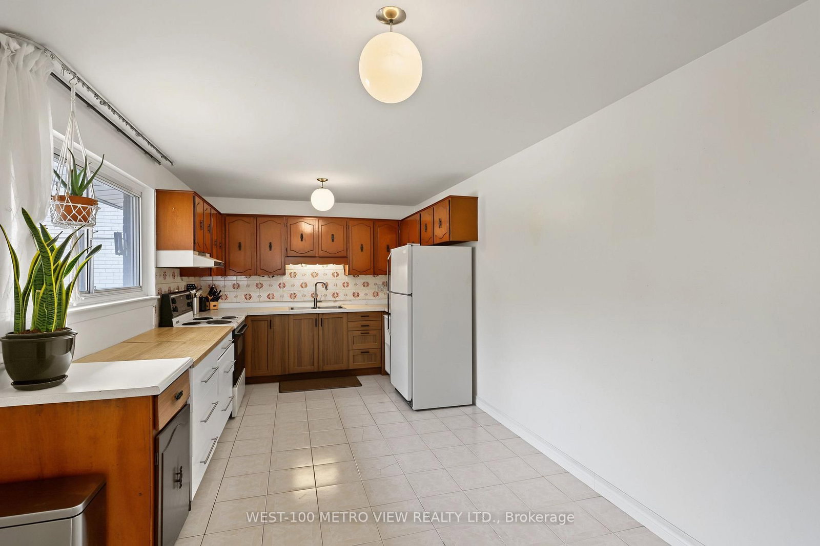 2163 Asta Drive • Mississauga, ON photo 8