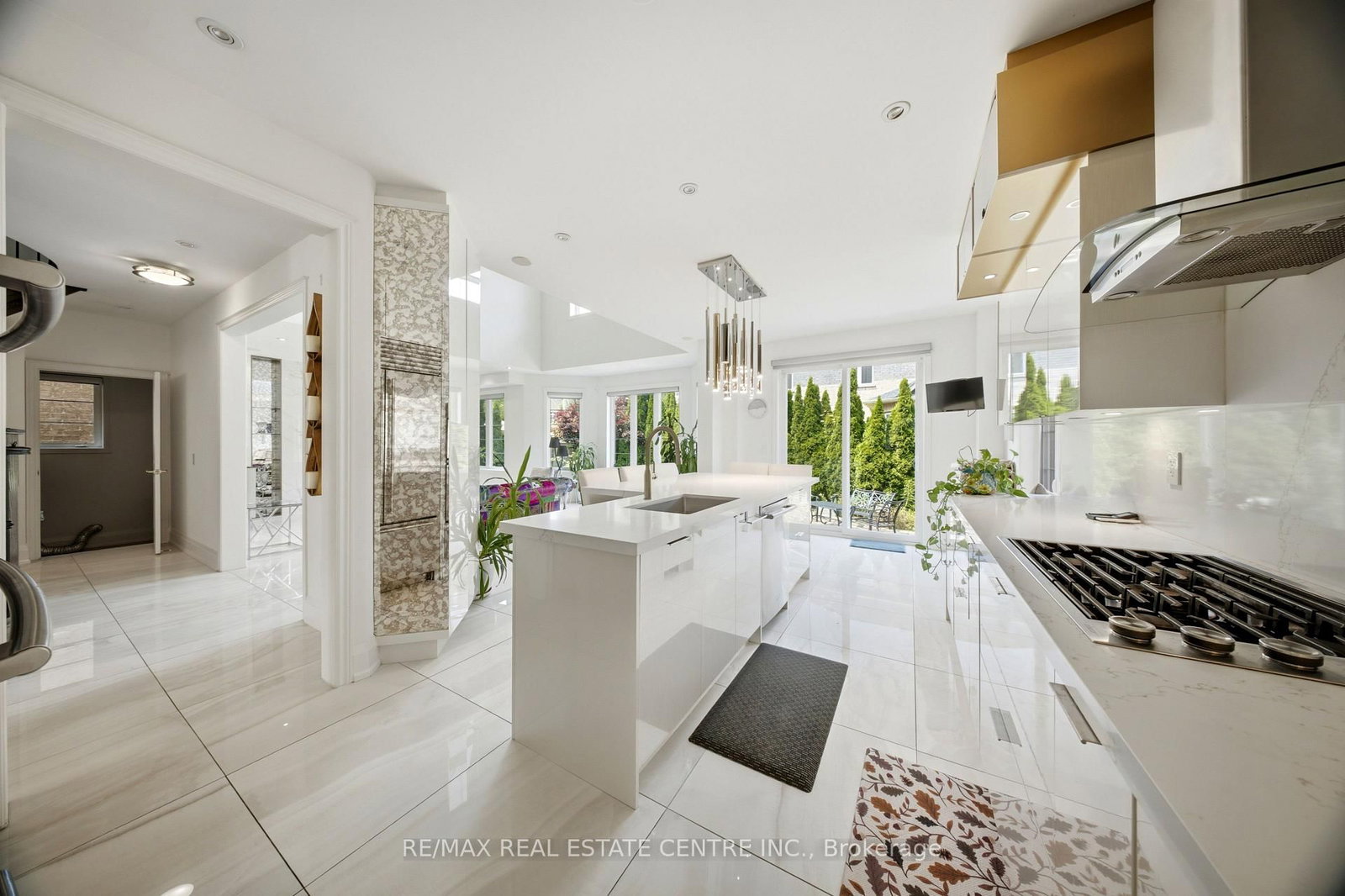 567 Bridgeview Road • Oakville, ON photo 12