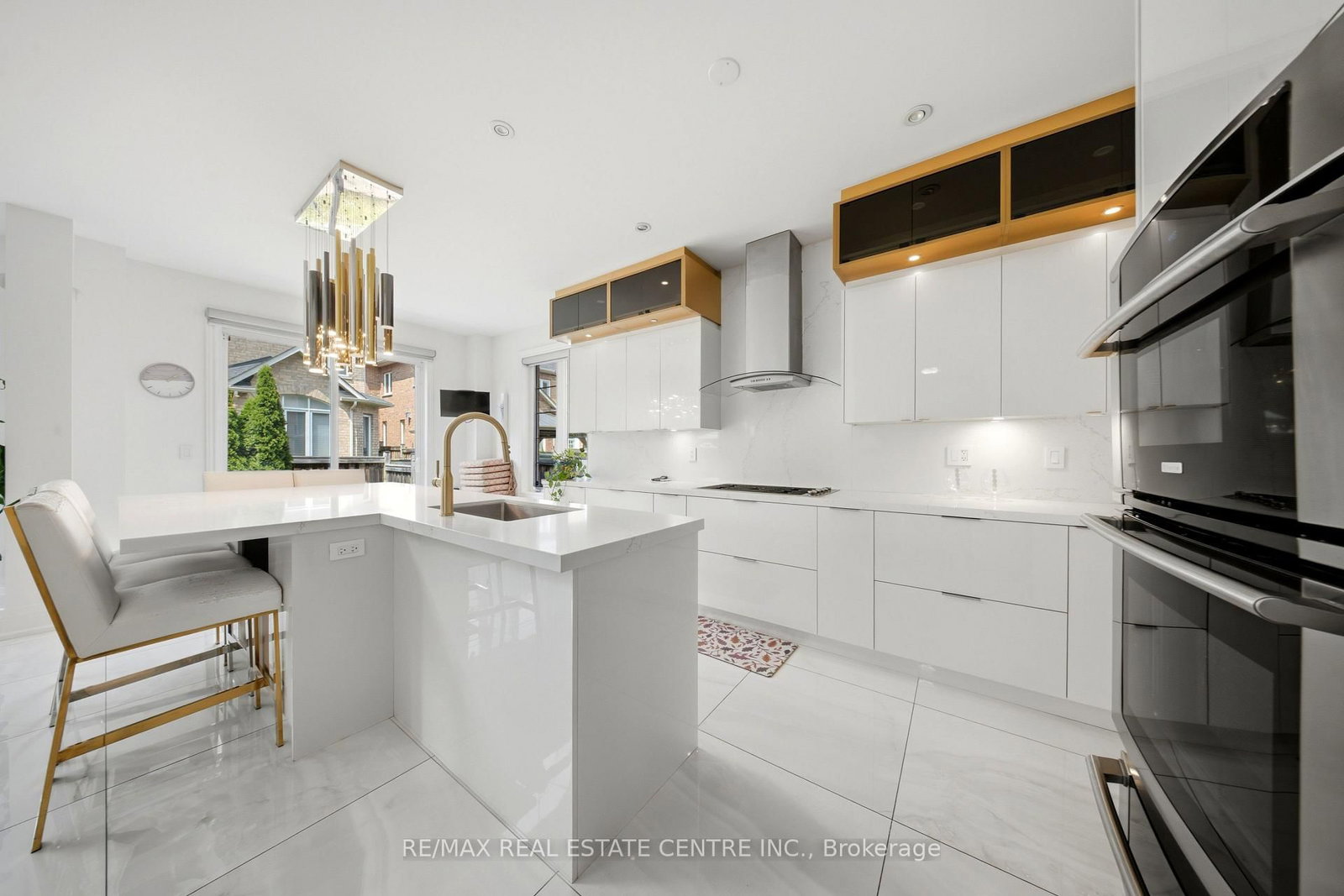 567 Bridgeview Road • Oakville, ON photo 17