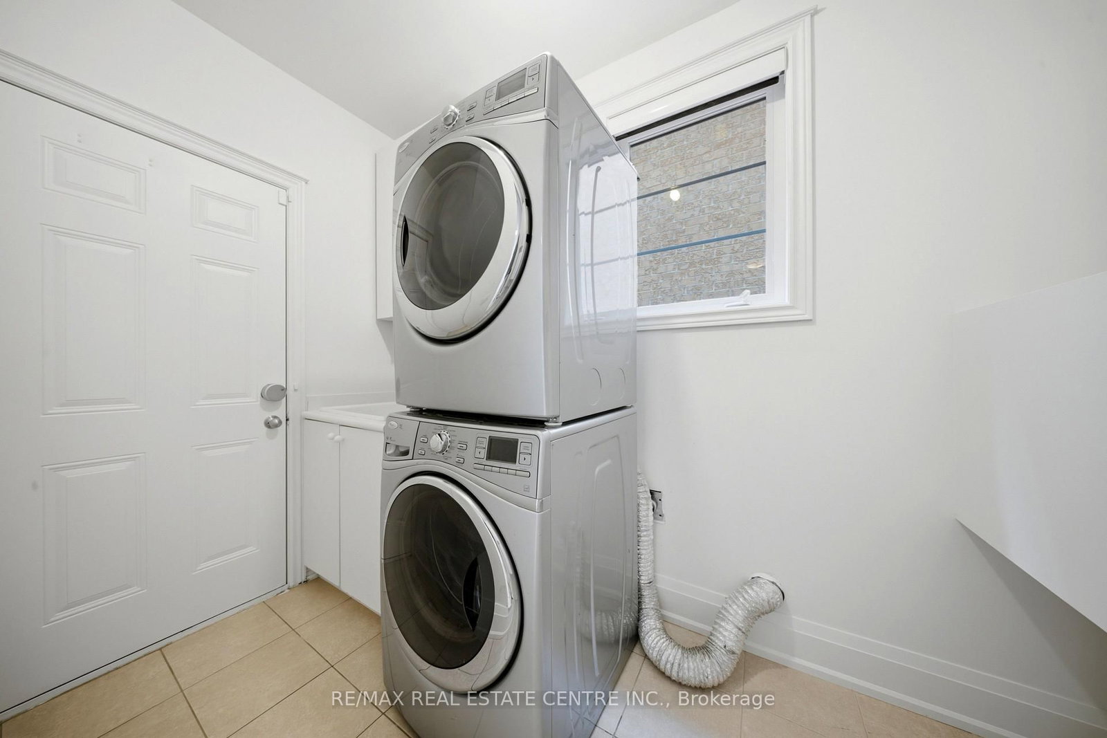567 Bridgeview Road • Oakville, ON photo 22