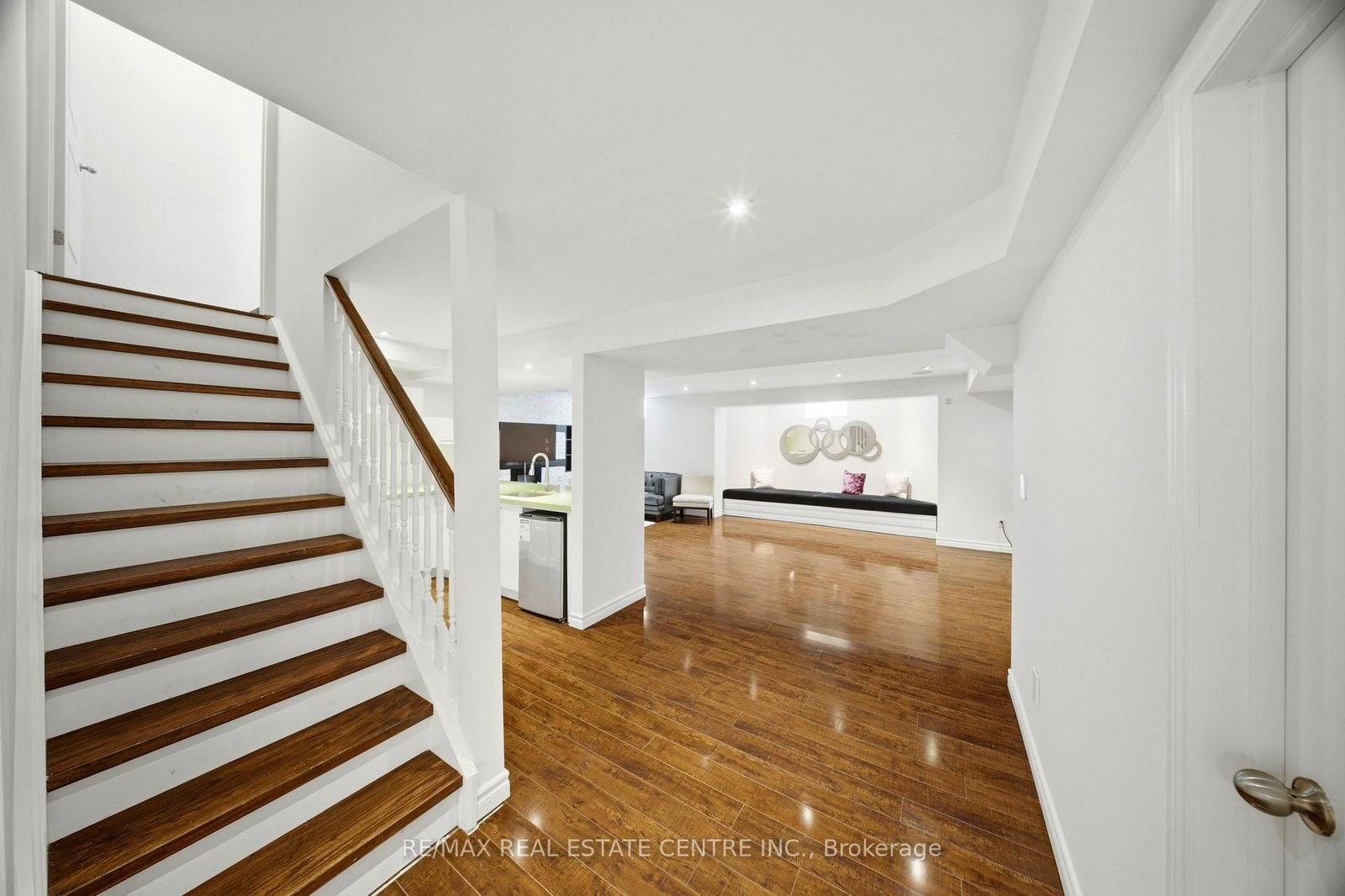 567 Bridgeview Road • Oakville, ON photo 35