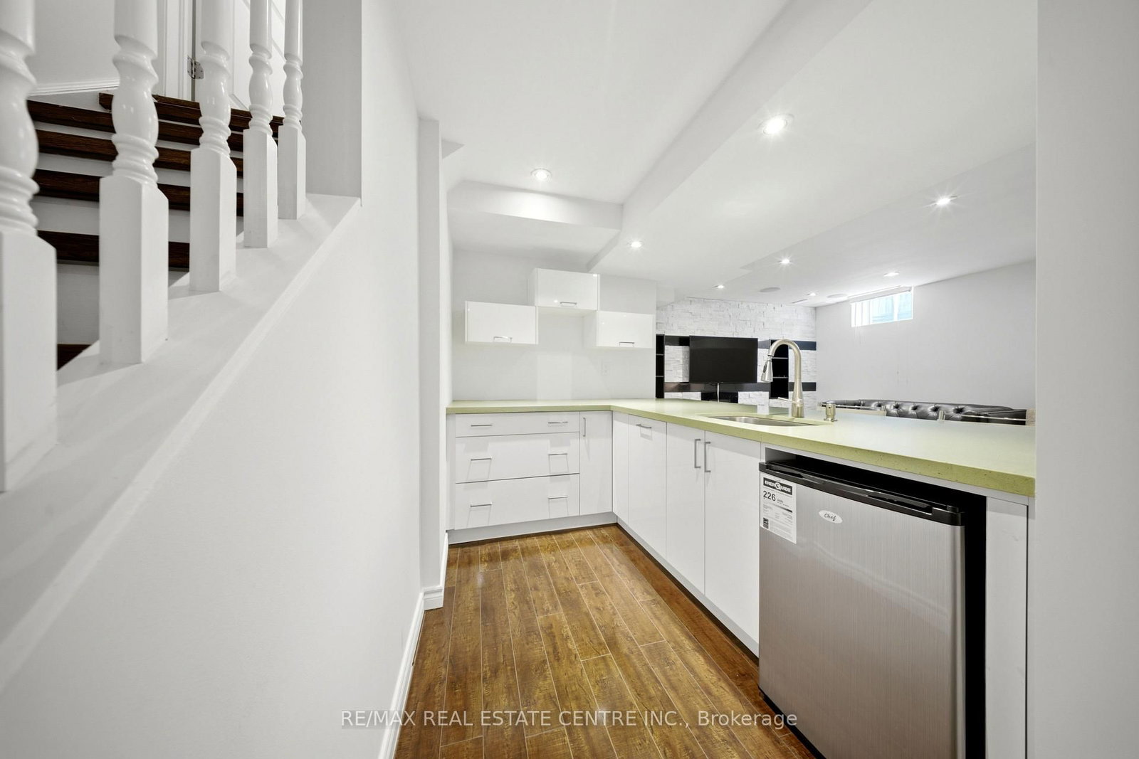 567 Bridgeview Road • Oakville, ON photo 40