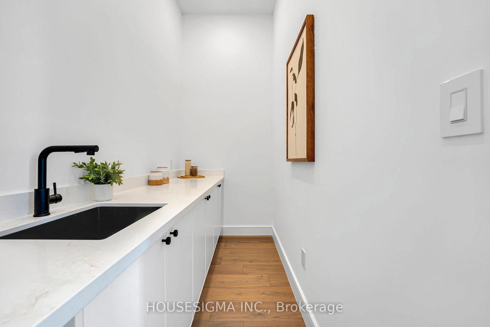 357 Glen Park Avenue • Toronto, ON photo 14