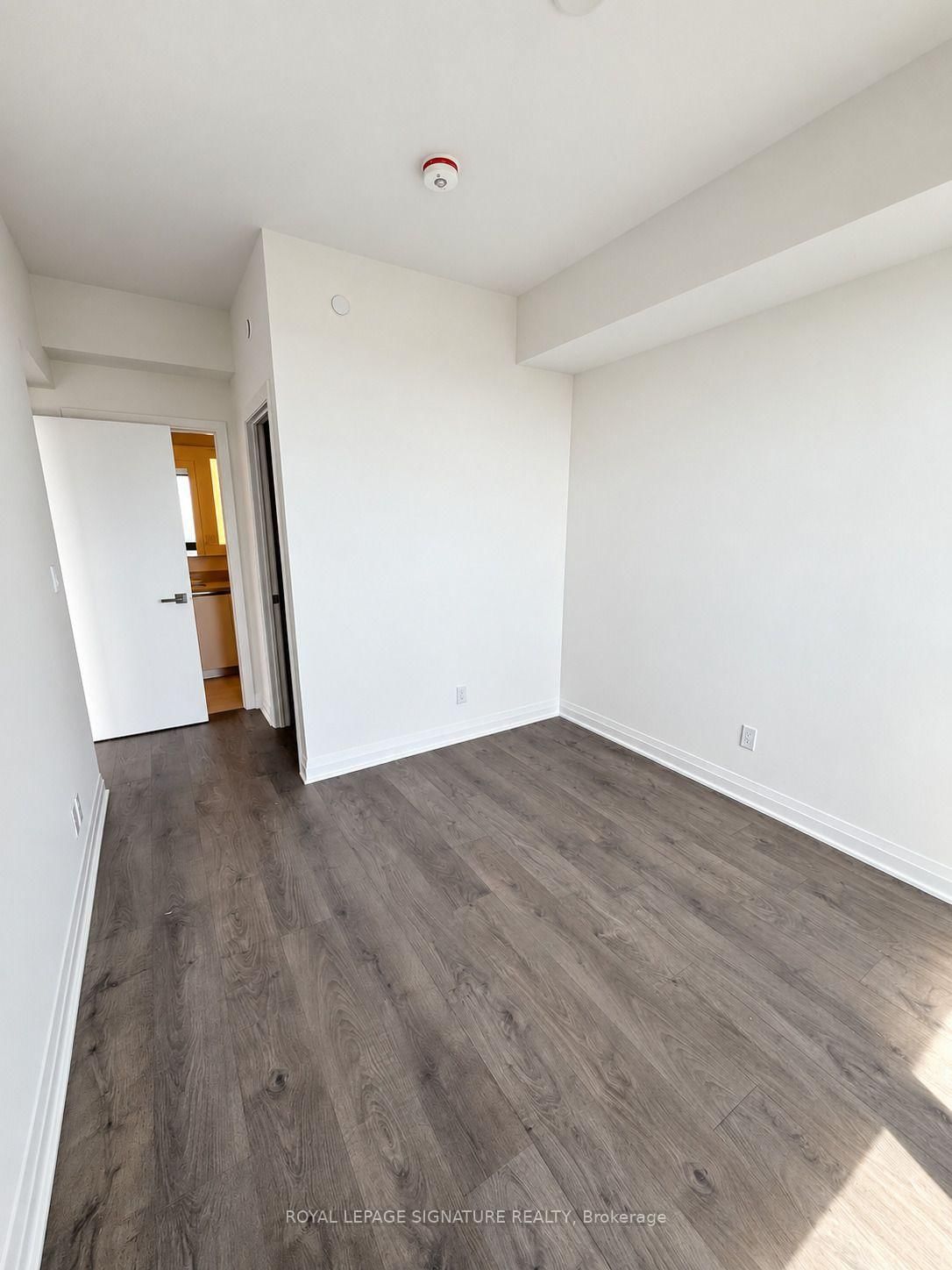 3804-4015 The Exchange, Mississauga, view 16