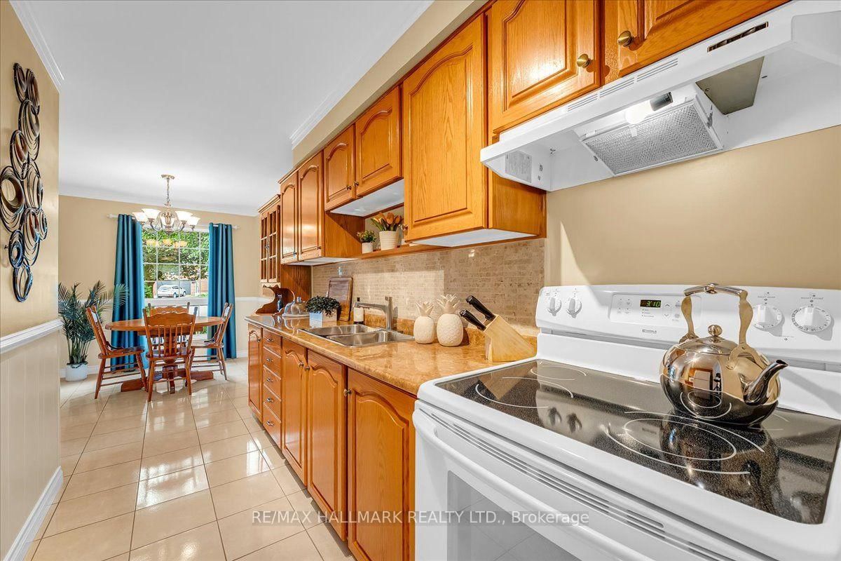 102 Trewartha Crescent • Brampton, ON photo 10