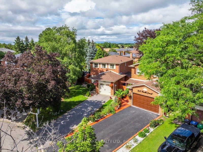 102 Trewartha Crescent