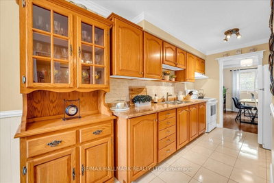102 Trewartha Crescent • Brampton, ON photo 8