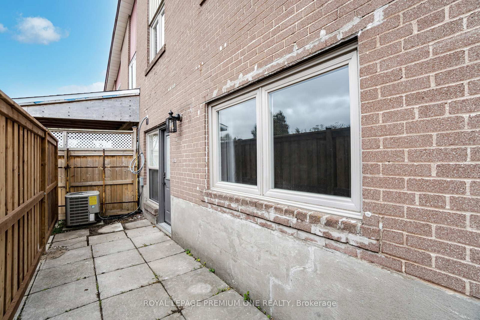 49 Gulfstream Road E, Toronto 4