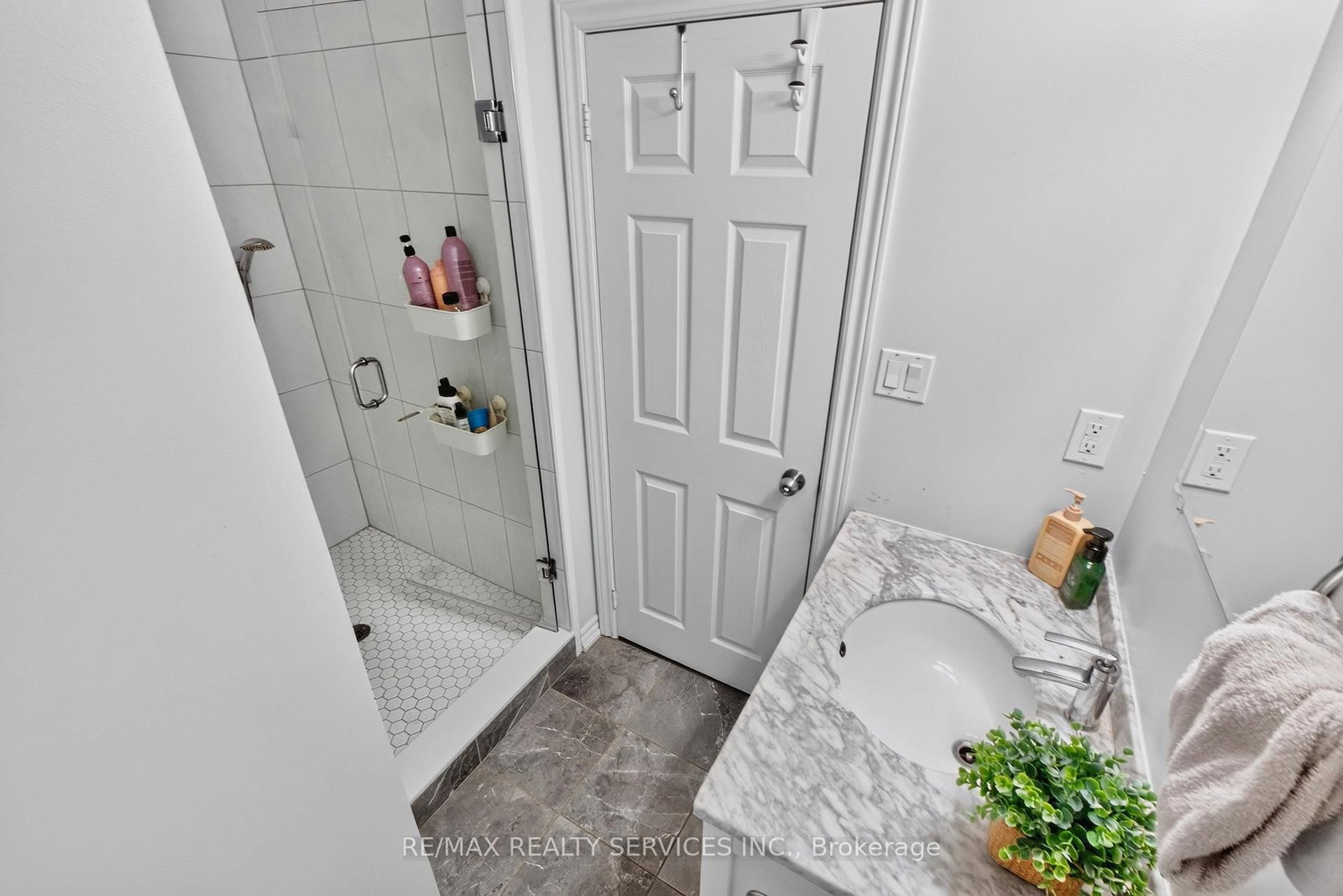 3469 Caplan Crescent • Burlington, ON photo 37