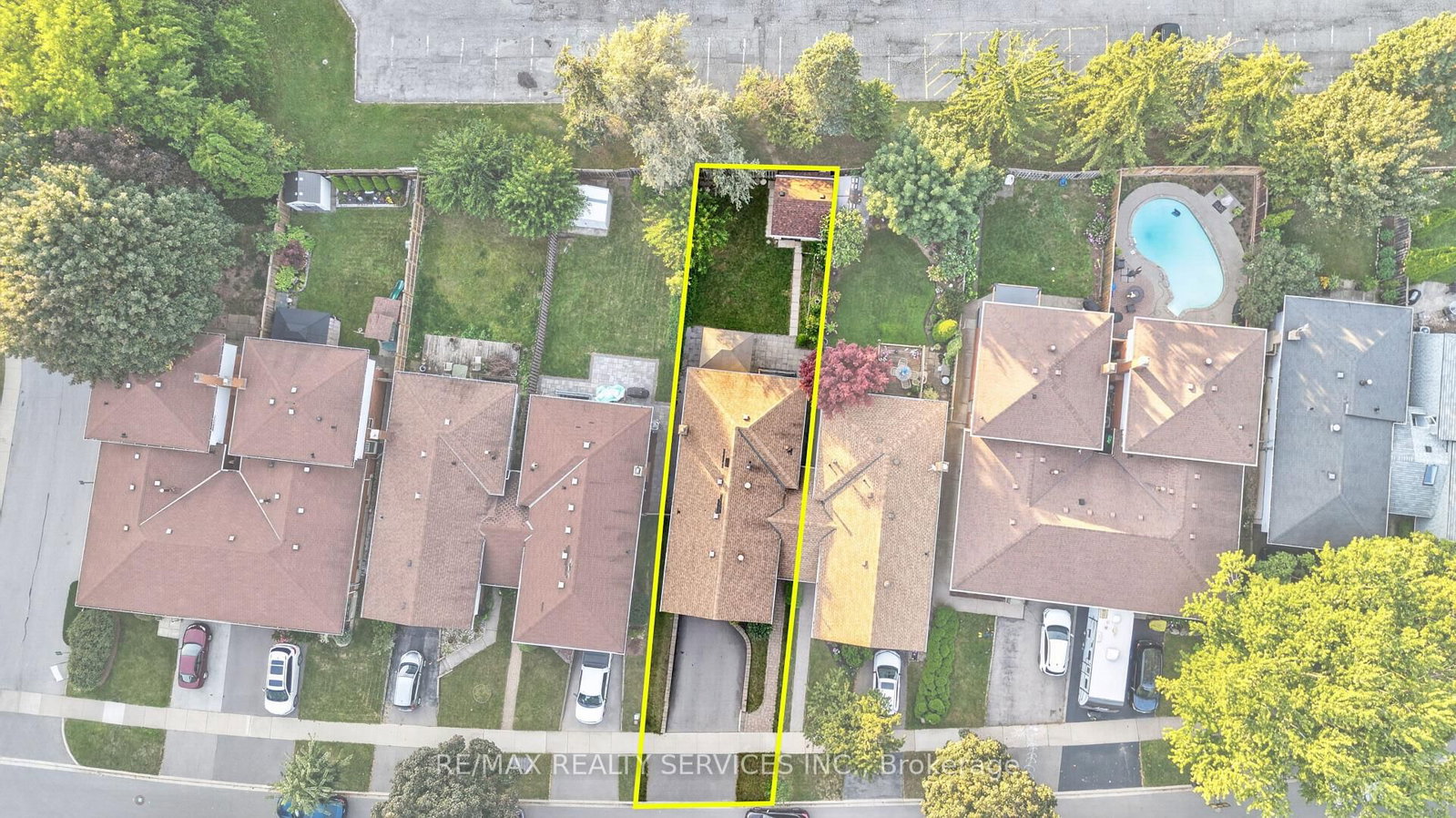 3469 Caplan Crescent • Burlington, ON photo 4
