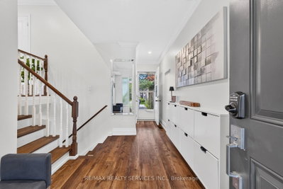 3469 Caplan Crescent • Burlington, ON photo 6