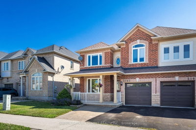 2163 SUTTON Drive • Burlington, ON photo 2
