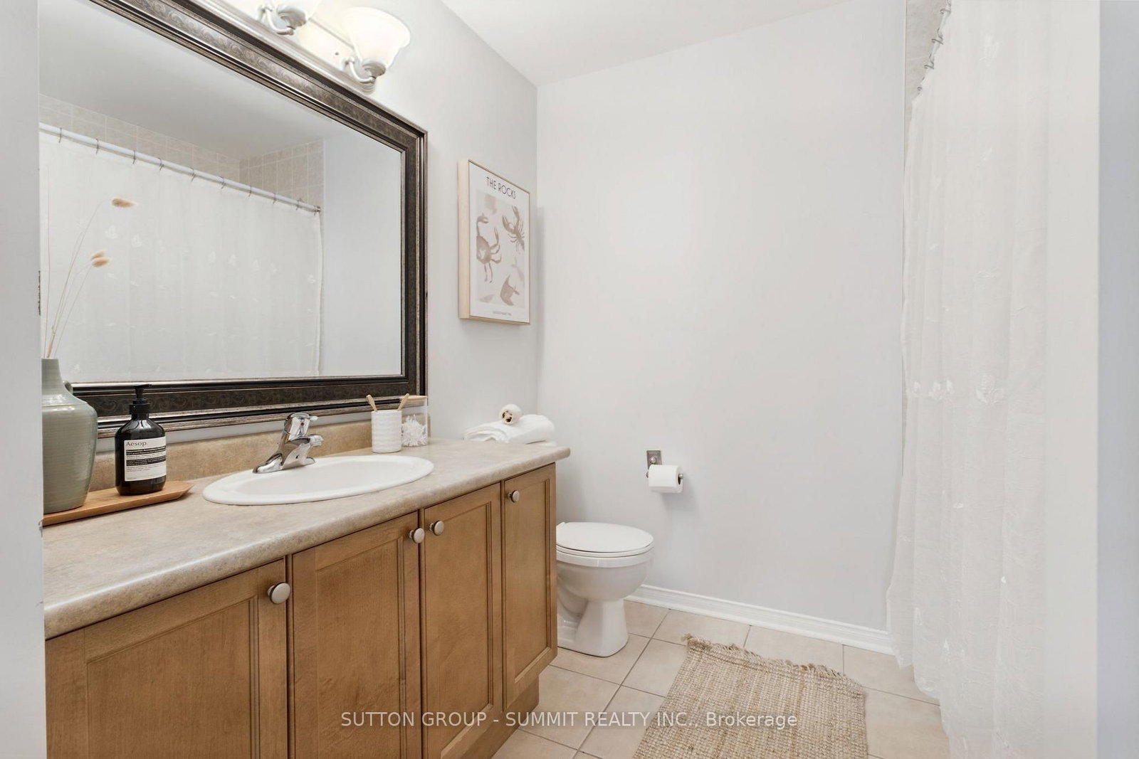 2163 SUTTON Drive • Burlington, ON photo 23