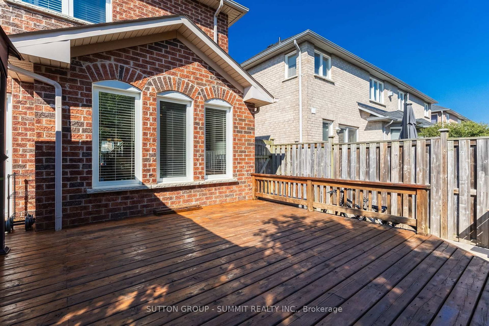 2163 SUTTON Drive • Burlington, ON photo 40