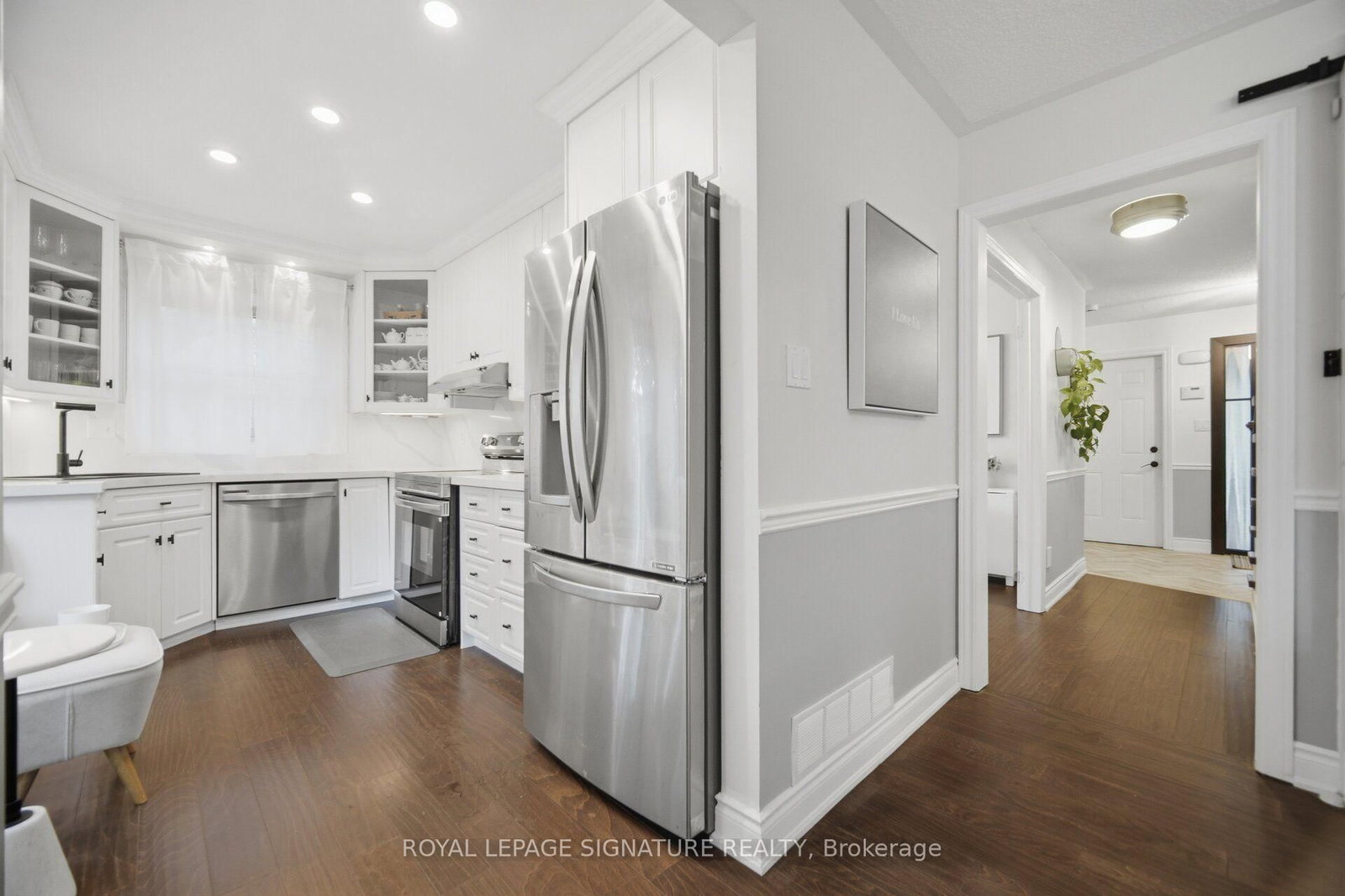 3217 Hazelwood Avenue • Burlington, ON photo 13
