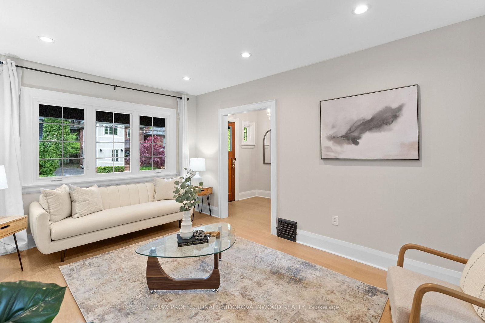 408 Glenlake Avenue • Toronto, ON photo 10