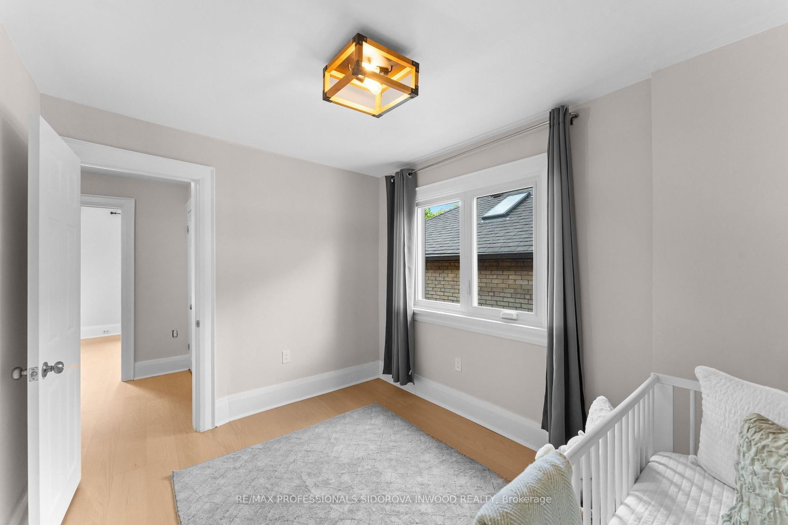 408 Glenlake Avenue • Toronto, ON photo 16
