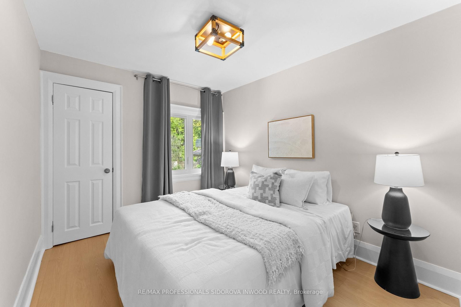 408 Glenlake Avenue • Toronto, ON photo 17